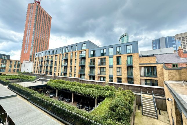 Flat to rent in Southside Apartment, St Johns Walk