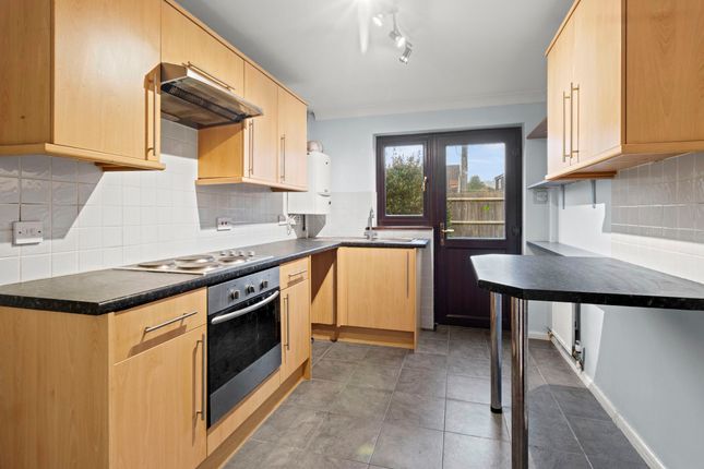 8 Vicarage Close, Newhaven photo 2