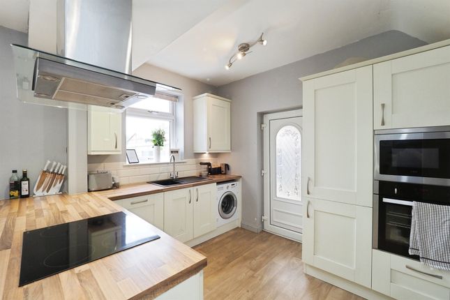 7, Wheatcroft Close, MATLOCK photo 3