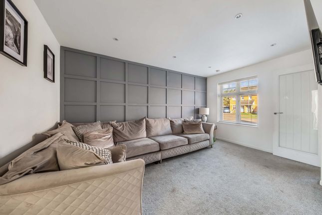 6, Alder Place, Dundee photo 3