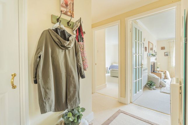 East Lodge,Flat 1, Chantry Court, Tetbury photo 4