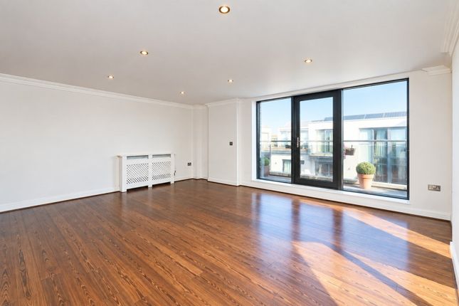 Flat 31, Surbiton Plaza, Surbiton photo 2