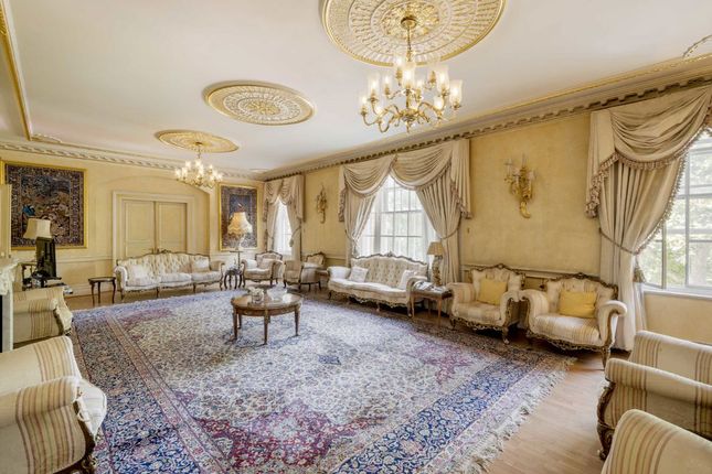 Flat 6, 47, Grosvenor Square, London photo 2