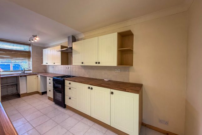 317, Shelley Road, Wellingborough photo 3