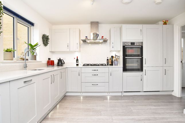 19 Copper Close, Knaresborough photo 4
