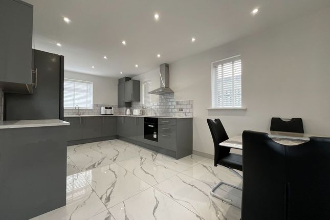 4 Mons Avenue, Hebburn photo 4