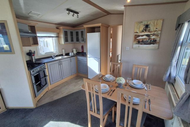 Coopers Beach Holiday Park, Church Lane, Colchester photo 3