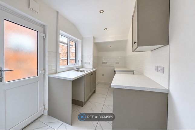 Oakley St, Crewe photo 5