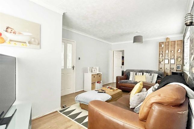 103, Bodmin Road, Chelmsford photo 4
