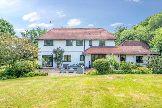 Thumbnail Detached house to rent in Holdfast Lane, Haslemere