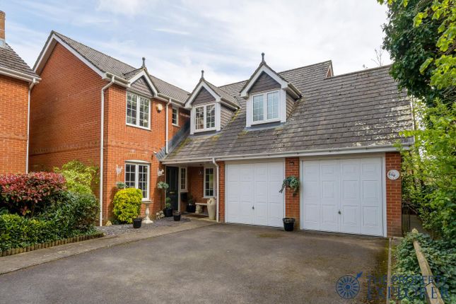 Detached house for sale in English Wood, Basingstoke