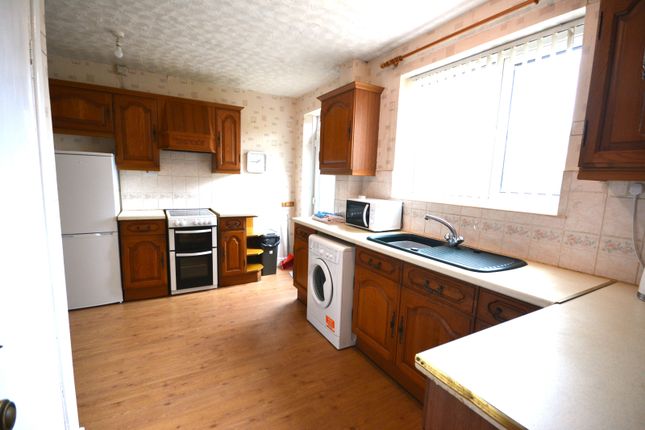 3 Hindburn Close, Whitefield, MANCHESTER photo 5