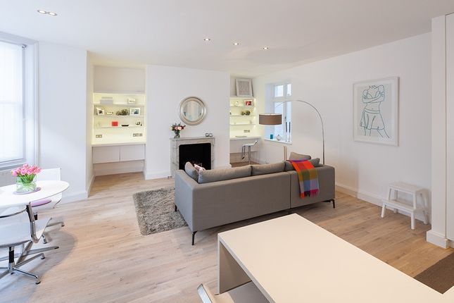 Thumbnail Flat to rent in Redcliffe Square, London