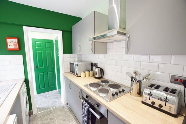 Room 1 93 Leman Street, Derby photo 5