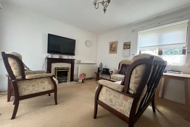24, Hameldown Way, Newton Abbot photo 3