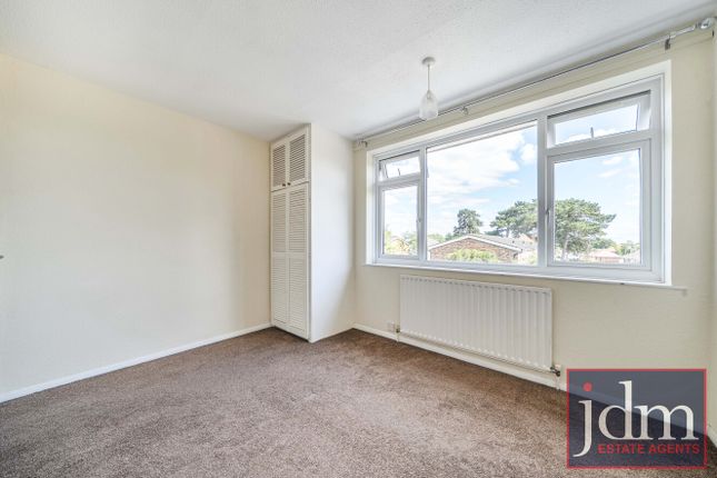 3, Claremont Close, Orpington photo 4
