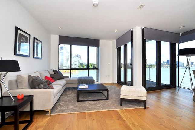 Flat to rent in Chelsea Wharf Residences, Lots Road, Chelsea, London