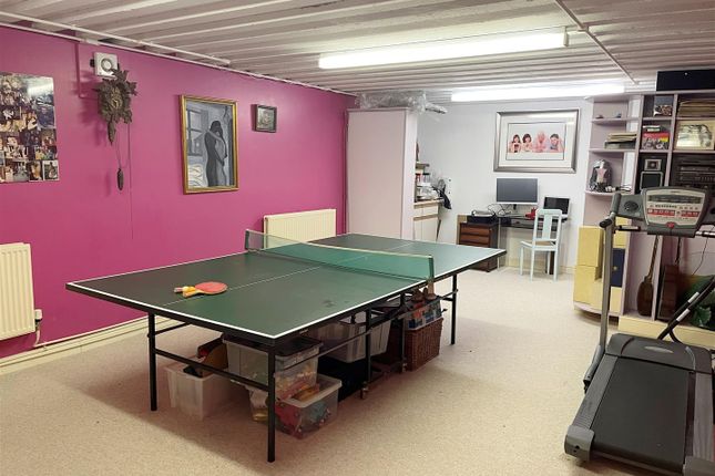 Games Room - Gym 1.Jpg