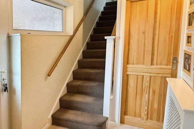 13 Chater Close, Leicester photo 4