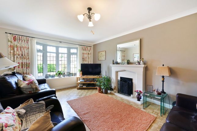 Woodlands, Charlton Drive, Cheltenham photo 4