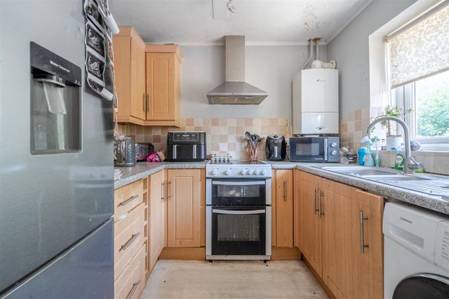 18, Hoylake Drive, Bristol photo 4