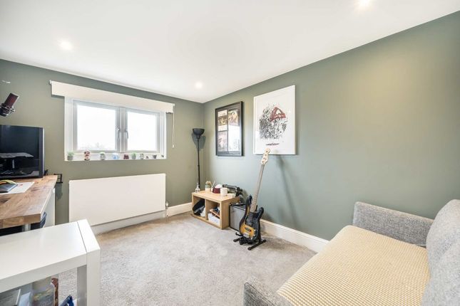 Property for sale in Meadvale Road, London