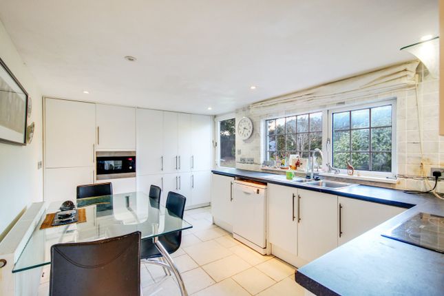 Bedford Lodge, Clinton Hill, Lingfield photo 2