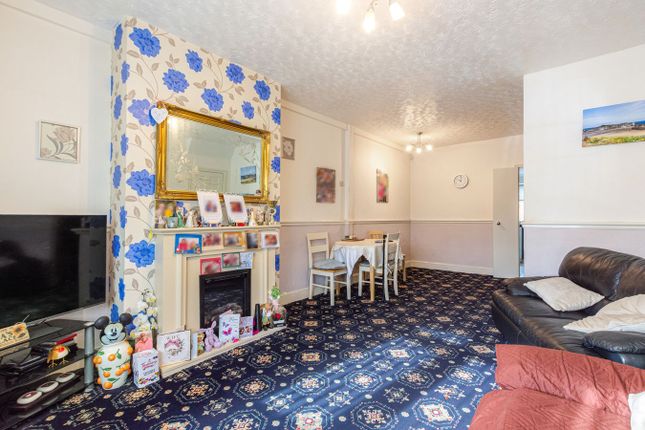 132, Flaxton Road, London photo 3