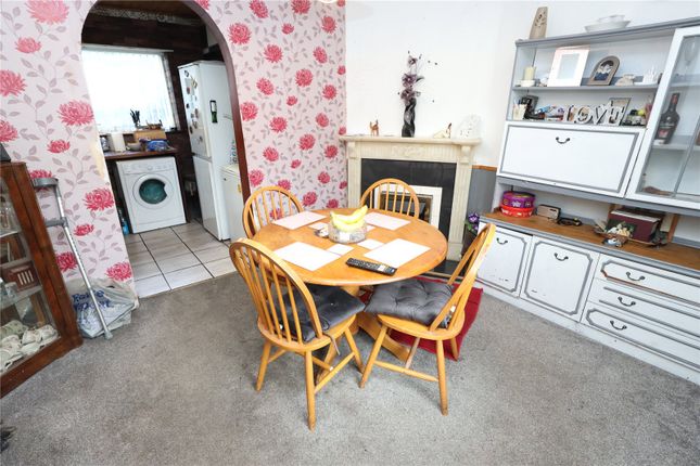 26, Little John Drive, Mansfield photo 3