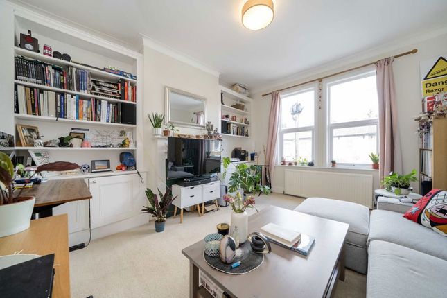 60A, Thornhill Road, Leyton photo 2