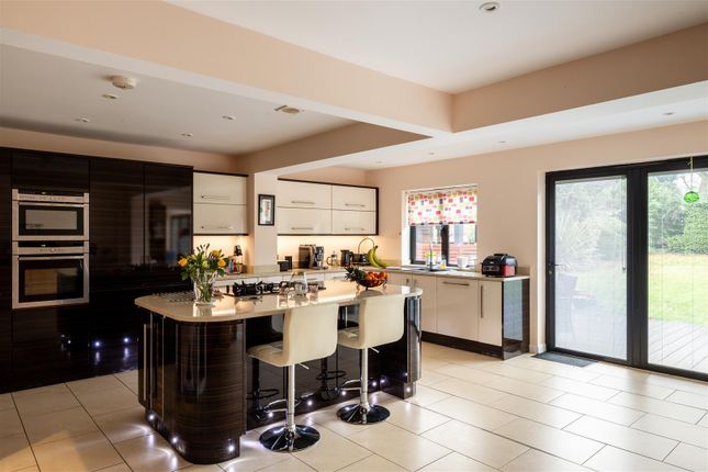 Charthouse, 4, Furzefield Road, Reigate photo 4