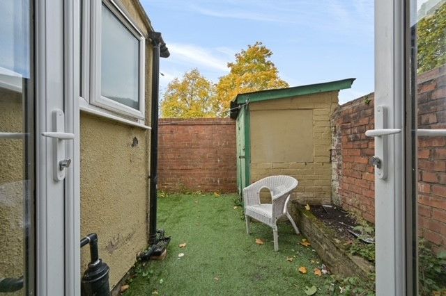 End terrace house to rent in Norris Street, Preston, Lancashire PR17Py