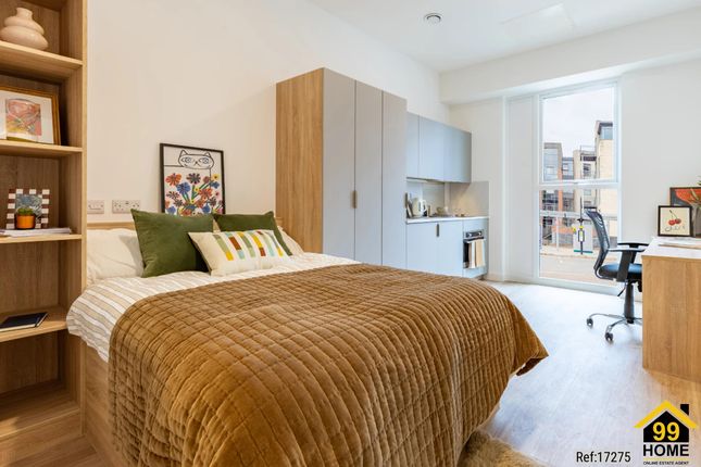 Premium Studio, Beckton House, Beeston photo 4