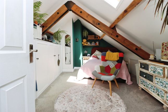 5, Sarjeant Court, Kettering photo 2