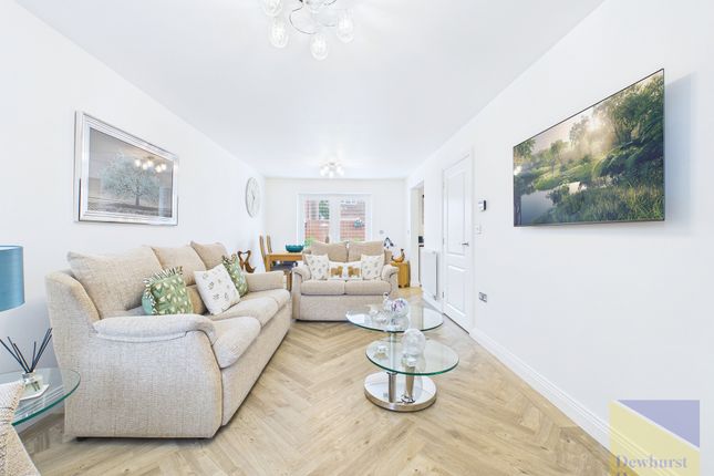 26, Kirkland Drive, Garstang photo 2