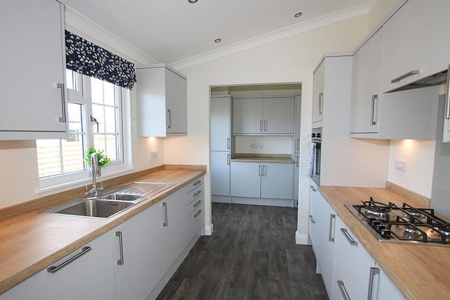 Mobile/park home for sale in Weirs Drove, Burwell, Cambridge