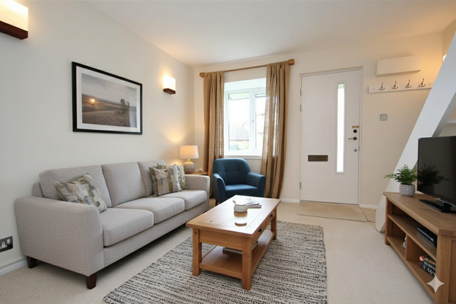 1-bed house on 65, Broad Hinton, Reading, £250,000