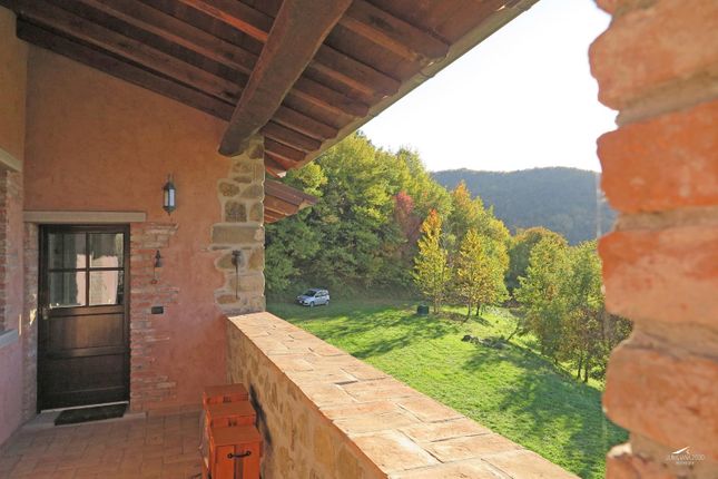 Farmhouse for sale in Massa-Carrara, Fivizzano, Italy