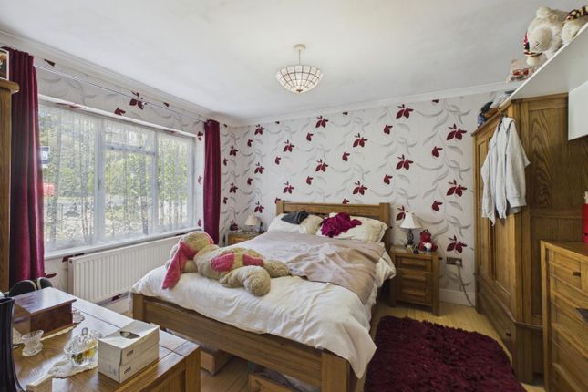 Rosalie, Bromley Green Road, Ashford photo 3