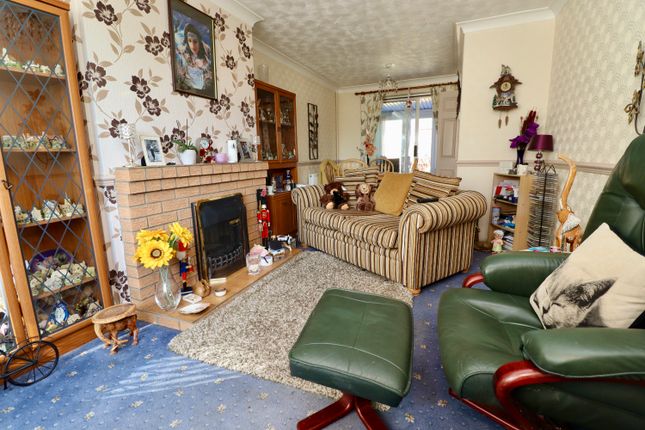 26, Sidlaw Grove, Lincoln photo 4