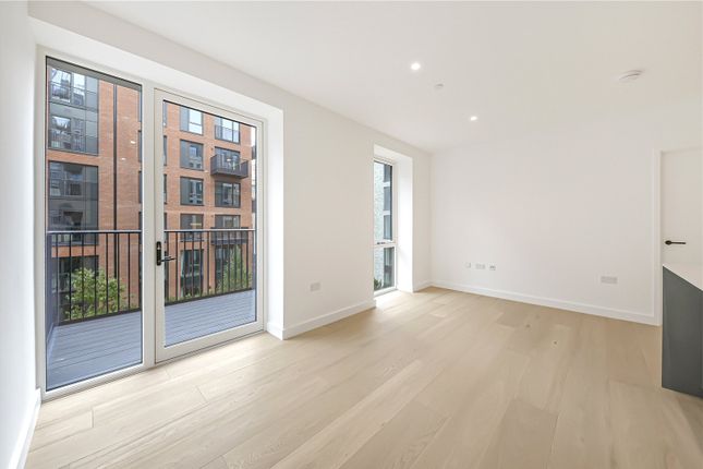 Flat 43, The Ashbee, 20, Parkview Avenue, London photo 3