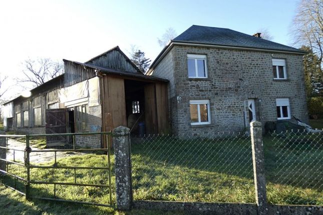 Detached house for sale in Buais, Basse-Normandie, 50640, France