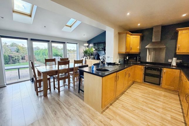 10, Cartersfield Lane, Walsall photo 3