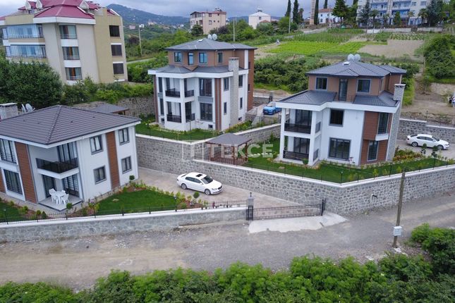 Detached house for sale in Akyazı, Ortahisar, Trabzon, Türkiye