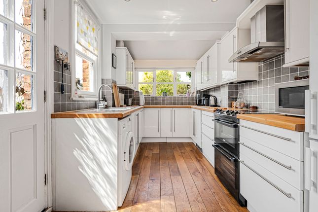 12 Nelson Street, Hertford photo 3