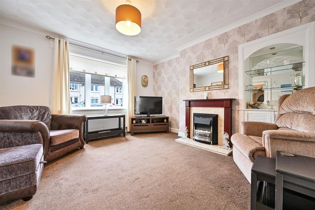 27, Kings Drive, Motherwell photo 4