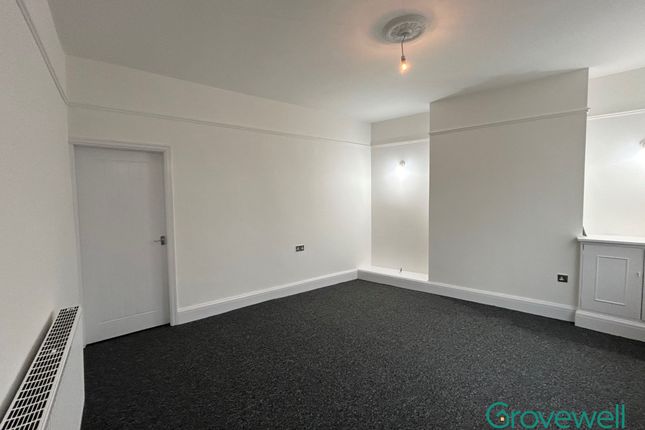 2 Vernon Road, Stockport photo 2