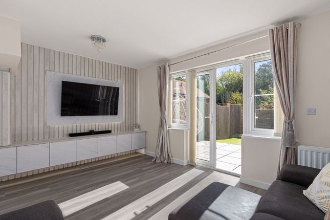 31, Isles Quarry Road, Sevenoaks photo 3