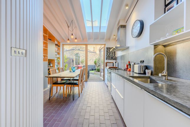 162a, Landells Road, London photo 3