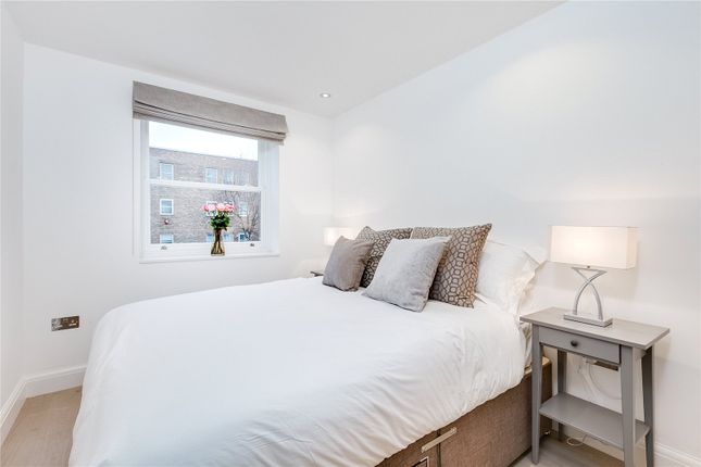 Flat to rent in Markham Street, Chelsea, London